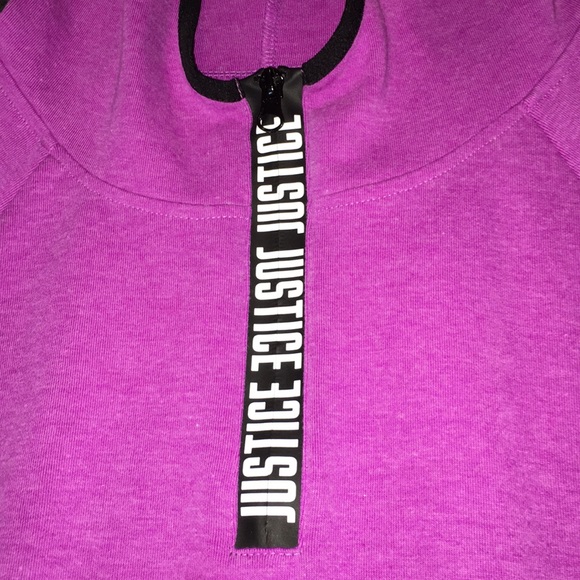 Sweatshirt? Jacket?😅 - Picture 2 of 5